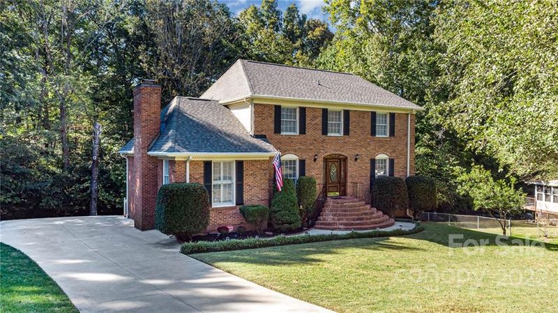 116 Dovershire Rd, Charlotte, NC 28270