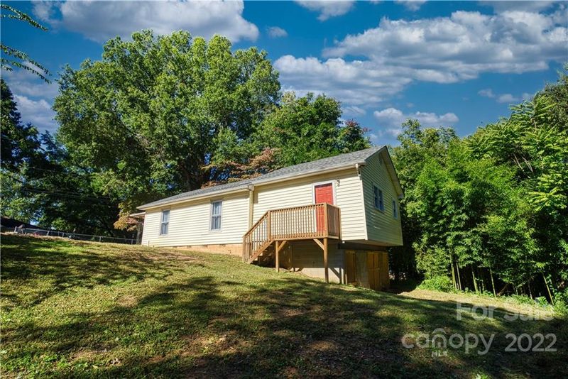 916 Haley St, Kannapolis, NC 28081