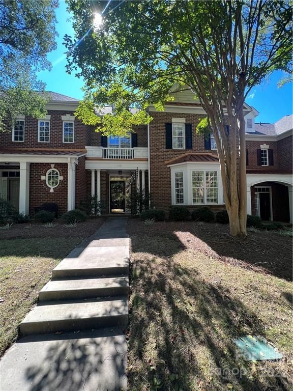 135 Mcleod Ave, Belmont, NC 28012