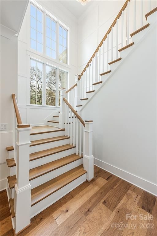 1527 Saint George St, Charlotte, NC 28205