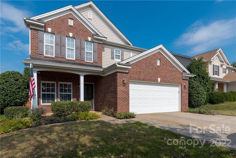 1069 Lilly Pond Dr, Fort Mill, SC 29715