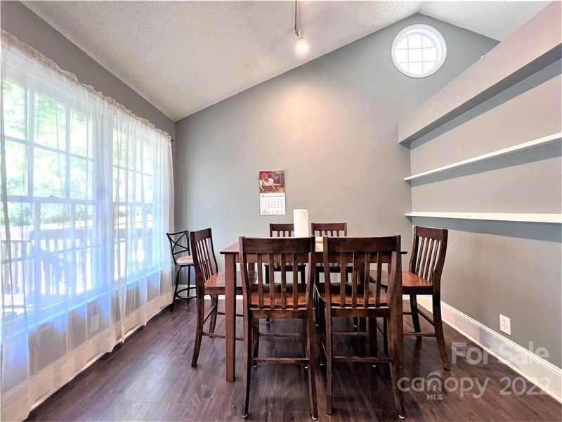 3717 Rosedown Dr, Matthews, NC 28105
