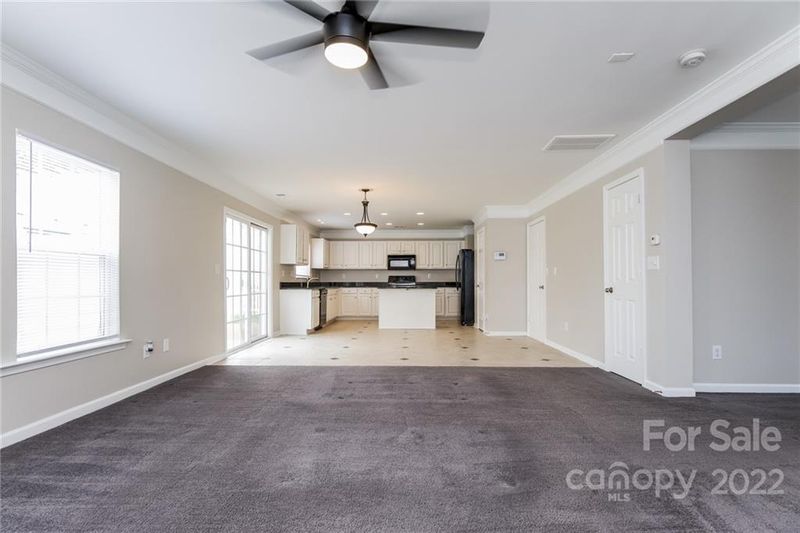 10225 Barrands Ln, Charlotte, NC 28278