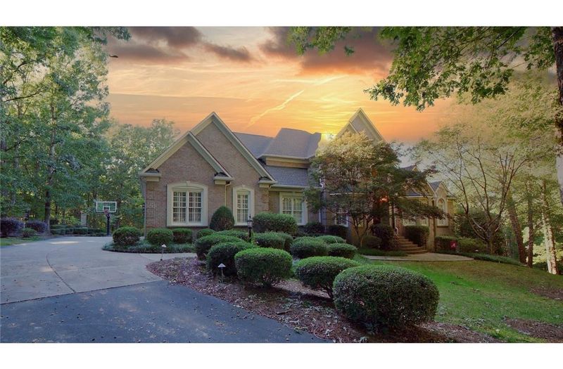 9230 Bradford Forest Dr, Harrisburg, NC 28075