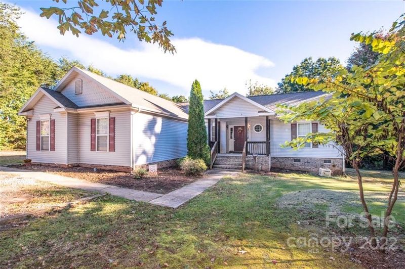 502 Zeb Rd, Union Grove, NC 28689