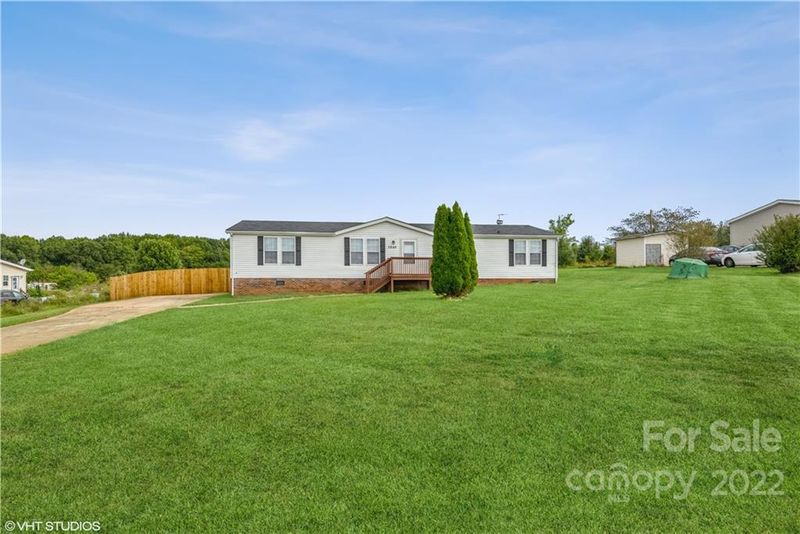 3640 Oakdale Dr, Crouse, NC 28033