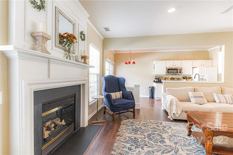 7124 Beverly Springs Dr, Charlotte, NC 28270