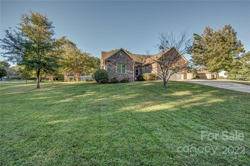 135 Walking Horse Rn, Stanley, NC 28164