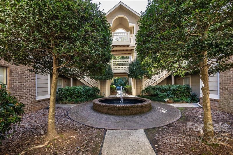 5011 Sharon Rd #D, Charlotte, NC 28210
