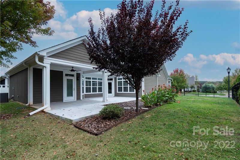 16220 Lakeside Loop Ln, Cornelius, NC 28031