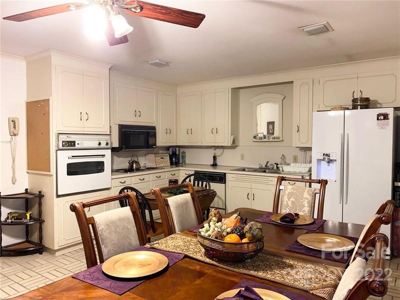 302 Moore St, Lancaster, SC 29720