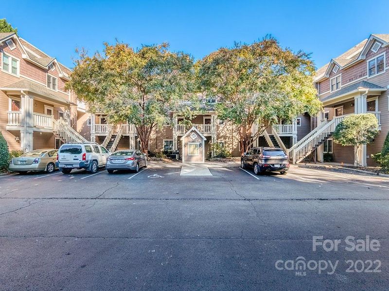 333 Circle Ave #O, Charlotte, NC 28207