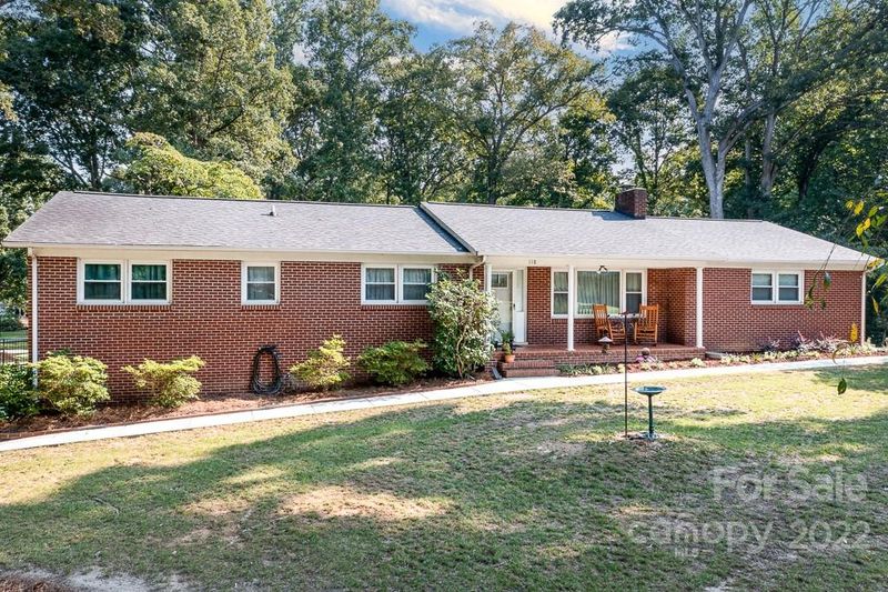 118 Kingstree Dr, Dallas, NC 28034