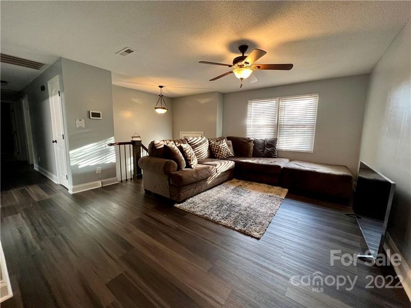 171 8th Ave SW, Conover, NC 28613