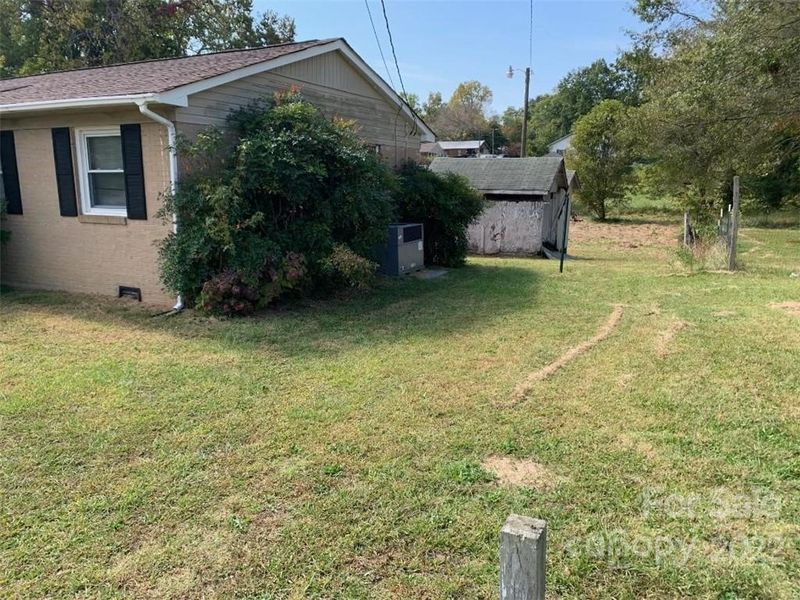 110 Willow St, Clover, SC 29710