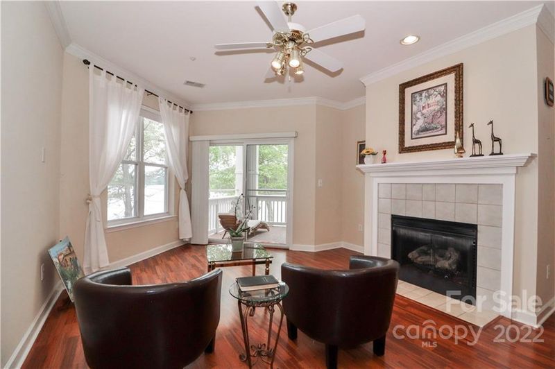 915 Northeast Dr #5, Davidson, NC 28036