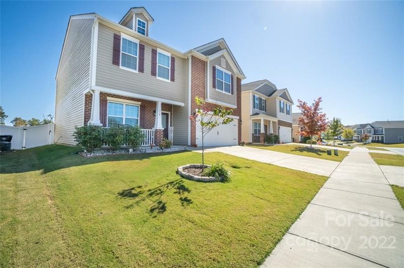 178 N Cromwell Dr, Mooresville, NC 28115