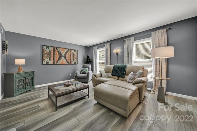 1221 Berry Ridge Rd, Charlotte, NC 28270
