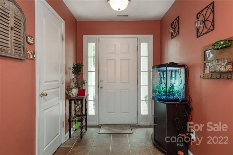77 Ashton Bluff Cir, Mount Holly, NC 28120