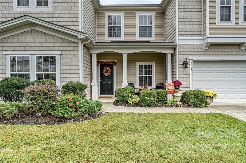 6706 Oakdale Meadows Ct, Mint Hill, NC 28227