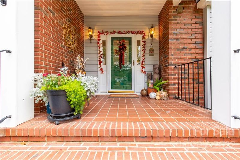 104 Gage Ct, Fort Mill, SC 29715
