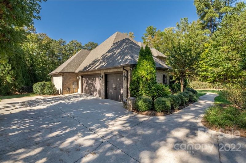 4601 Firethorn Ct, Denver, NC 28037