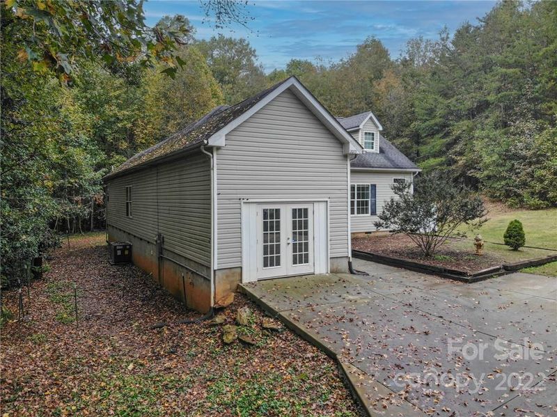 2075 Dean Ln #2, Lincolnton, NC 28092