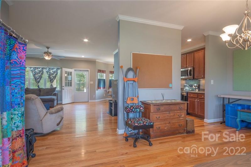 6925 Medlin Rd, Monroe, NC 28112