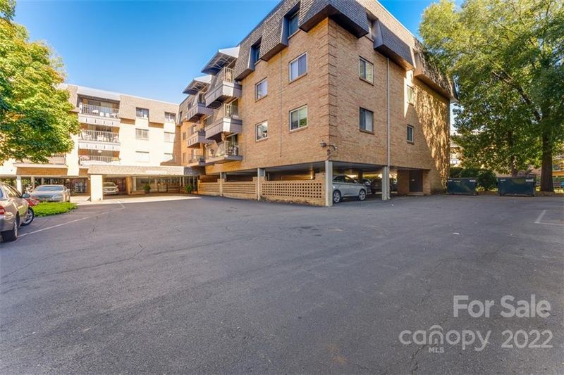 1323 Queens Rd #425, Charlotte, NC 28207