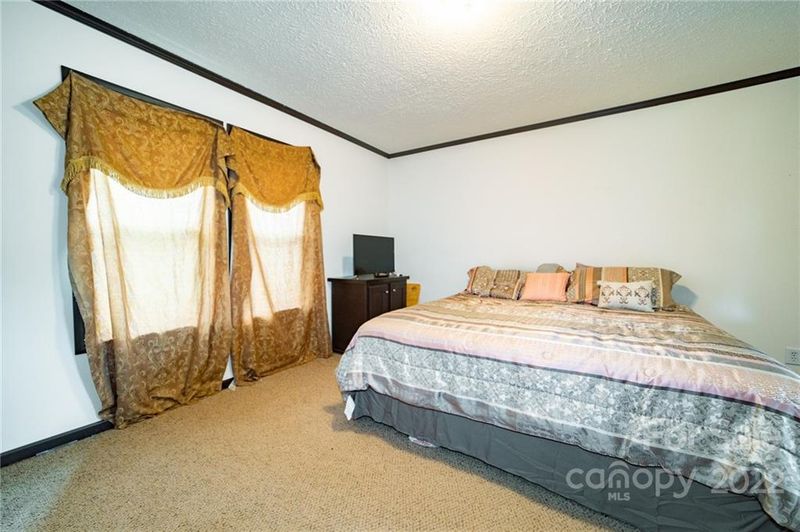 5401 State Line Rd, Marshville, NC 28103