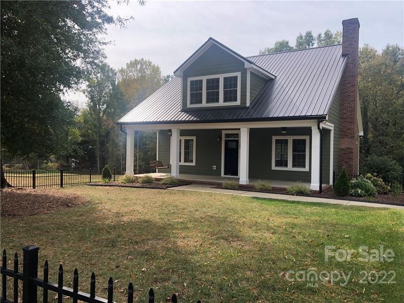 788 N Main St, Mount Pleasant, NC 28124