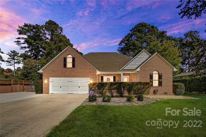7832 Windy Pine Cir, Denver, NC 28037