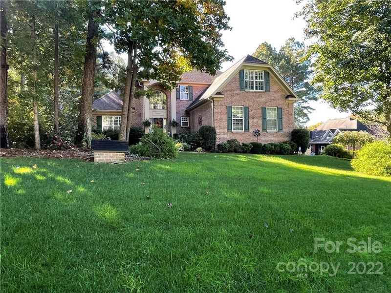 159 Honeysuckle Creek Loop, Mooresville, NC 28117