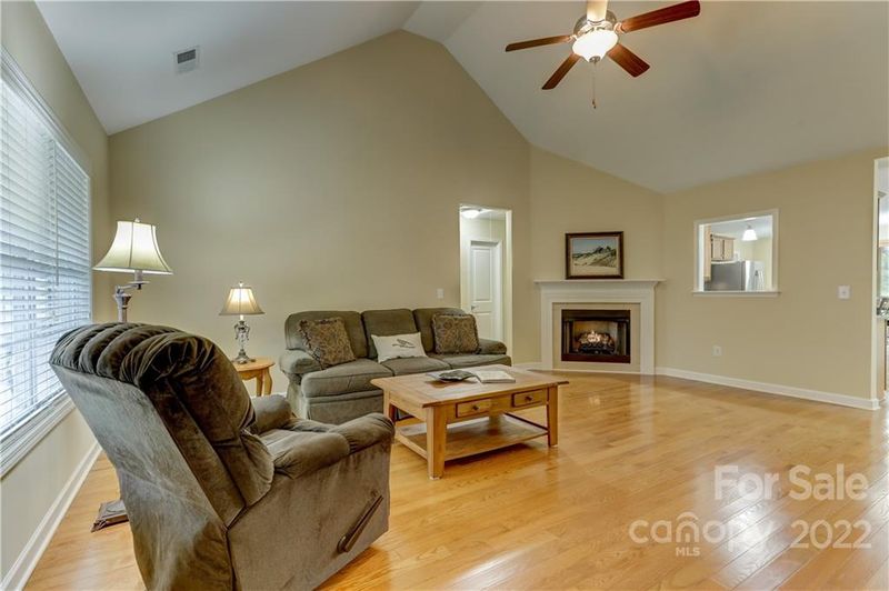 543 Sand Trap Dr, York, SC 29745