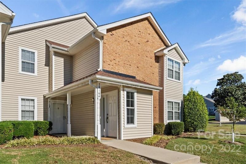 7816 Renaissance Ct, Charlotte, NC 28226
