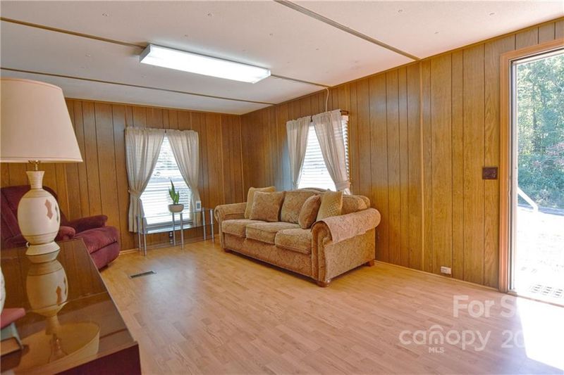 1025 Confederate Ave, Lancaster, SC 29720
