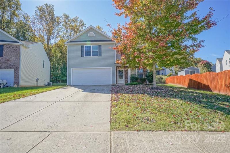 6012 Waterloo Dr, Charlotte, NC 28269