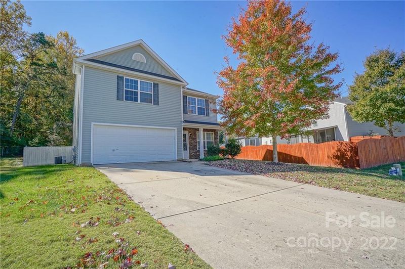 6012 Waterloo Dr, Charlotte, NC 28269