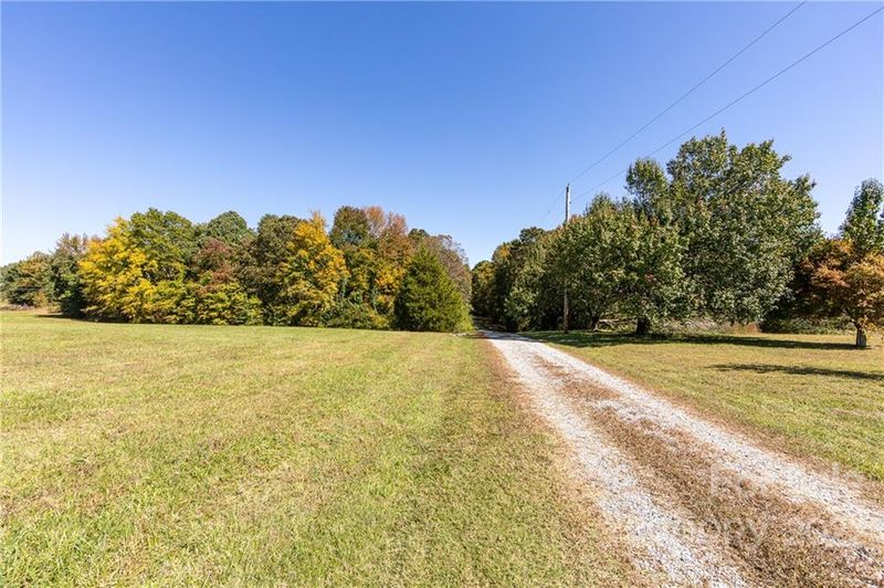 1348 Eulalia Ln, Catawba, NC 28609