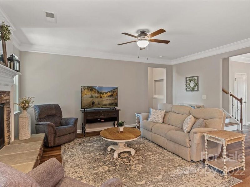 129 Marquette Dr, Mount Holly, NC 28120