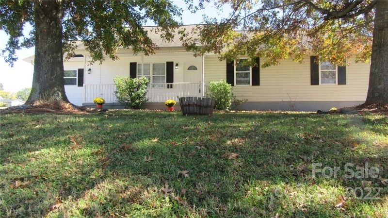 115 Hyde Ln, Statesville, NC 28625
