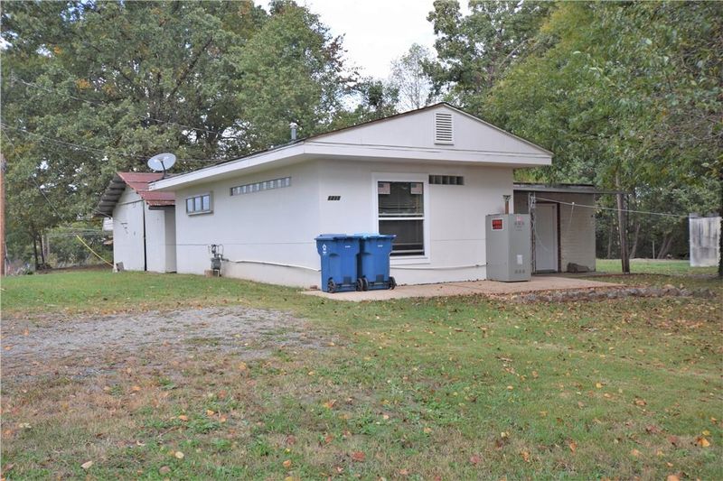 1750 13th Ave SW, Hickory, NC 28602