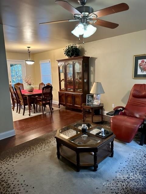 346 Pine Ave, Cherryville, NC 28021