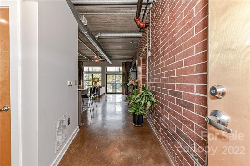 626 N Graham St #210, Charlotte, NC 28202