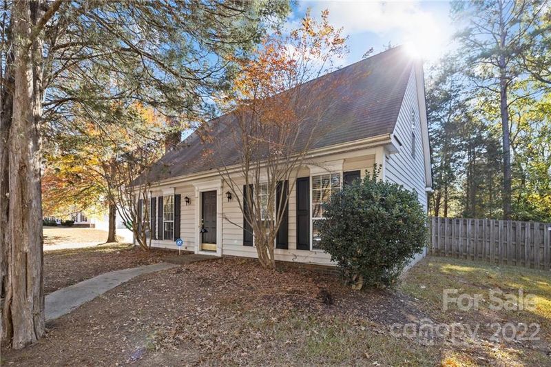9003 Cedar Run Way, Charlotte, NC 28273