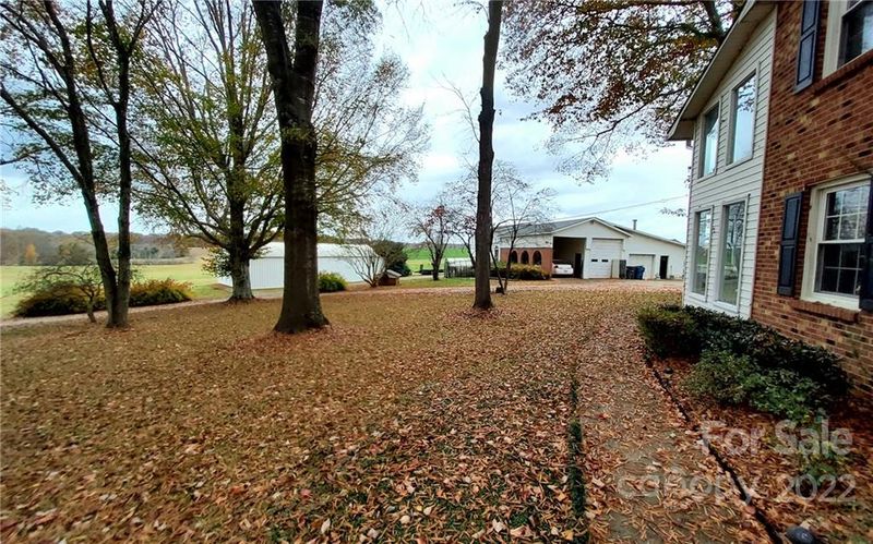 4343 Ritchie Rd, Lincolnton, NC 28092