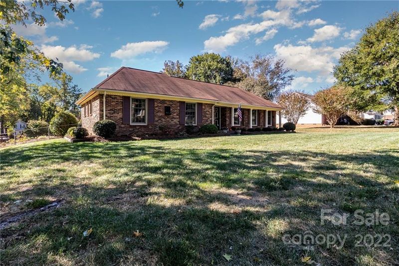 7538 Fox Hunt Rd, Charlotte, NC 28212