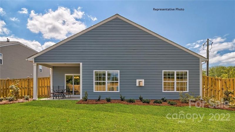 4002 Village Blvd NW, Conover, NC 28601
