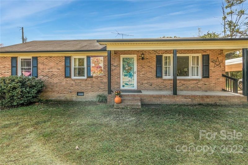 2354 Smith Rd, Clover, SC 29710