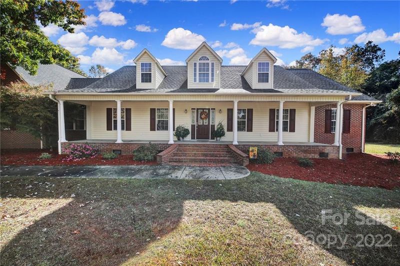 1298 Bradford Dr, Lancaster, SC 29720